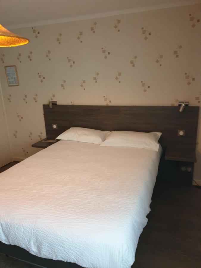 Logis Doubs Rivage Hotel Charette-Varennes Exterior photo